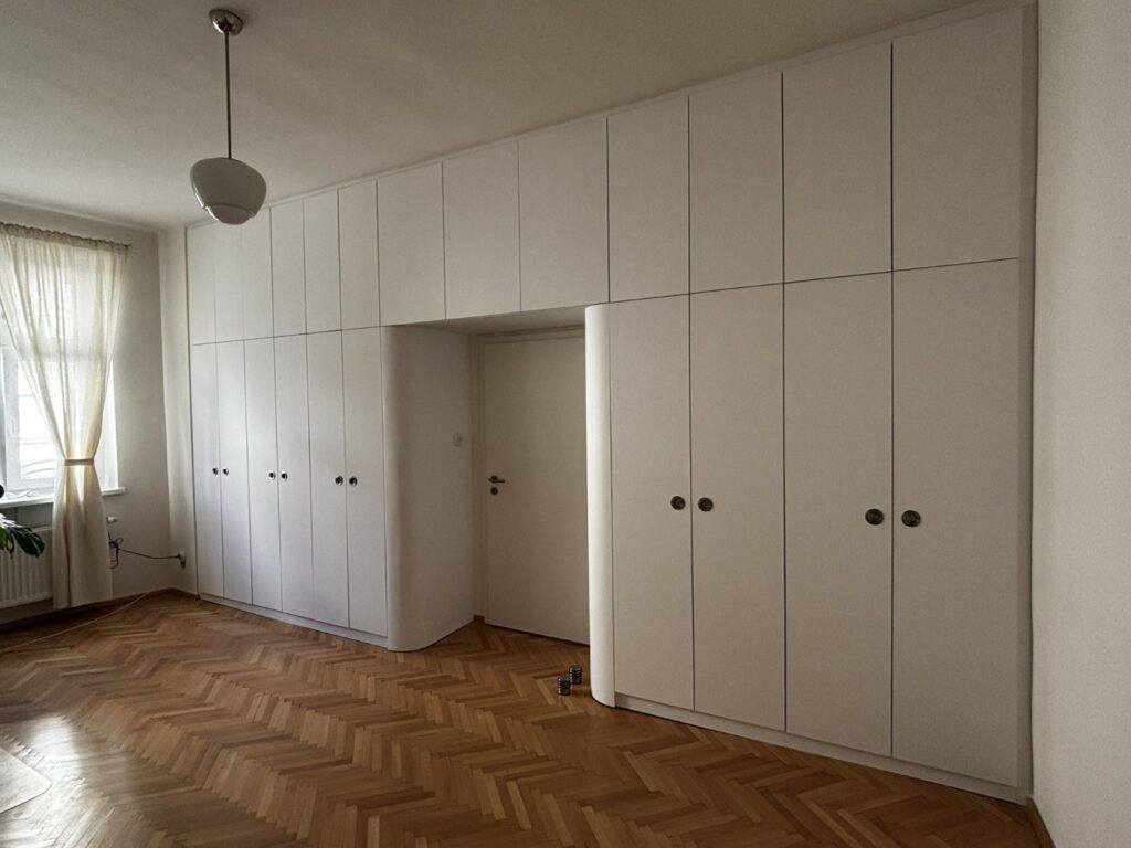 Vestavěná skříň od TruhlArt